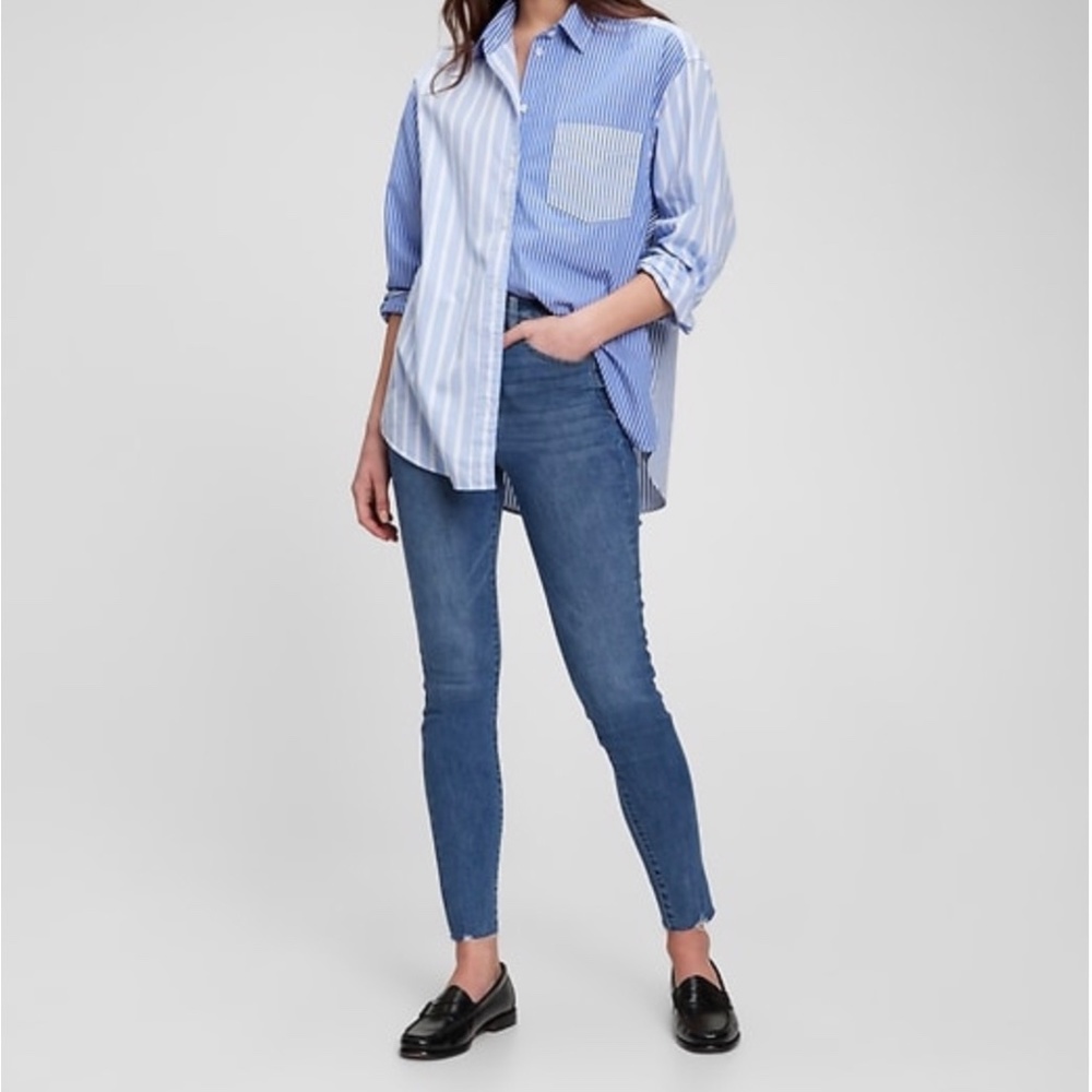 GAP Sky High Rise Universal Jegging with Washwell